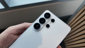 Giá xăng dầu Petrolimex chiều nay 12/4: Giá xăng RON95, E5 RON92 giảm kỷ lục, giá máy Samsung ra sao