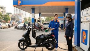 Giá xăng dầu hôm nay 12/4: Bảng giá đầy bình Yamaha Exciter, PG-1, Janus... nên đổ RON92 hay RON95??