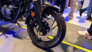 Suzuki chính thức ra mắt ‘vua côn tay’ 160cc mới giá 56 triệu đồng: Phân khúc trên cả Honda Winner R