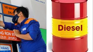 Giá xăng dầu mới nhất 16/4/2026: Dầu diesel chính thức giảm cực mạnh, công tác V.League nhận tin vui