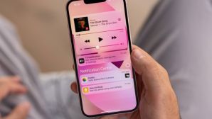 Đây là iPhone mới full box rẻ nhất Việt Nam, vẫn được săn đón cuối tháng 4, mượt như iPhone 17 Pro Max