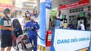 Giá xăng dầu hôm nay 22/4: Bảng giá Petrolimex, PVOIL, Mipec… Dầu Diesel hạ gần 17.000 đồng từ đỉnh