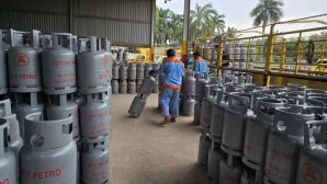 Giá gas hôm nay 29/4 đi ngang trên cả nước, thị trường LNG thế giới xuất hiện biến động trước kỳ nghỉ lễ