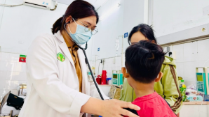 Vụ ngộ độc thực phẩm ở trường tiểu học TPHCM: Số ca tiếp tục tăng, xuất hiện trường hợp nặng