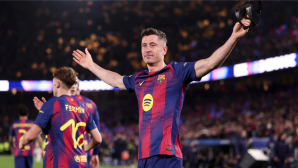 Lewandowski nghẹn ngào chia tay Camp Nou, Barcelona khép lại mùa giải bằng chiến thắng trước Betis