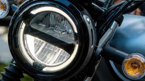 Suzuki chính thức ra mắt ‘huyền thoại côn tay’ 160cc mới: Mâm trên Honda Winner R và Yamaha Exciter?