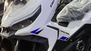 ‘Vua xe ga’ 188cc mới chính thức về đại lý giá 56 triệu đồng: Chơi tới bến Honda Air Blade và Vario