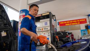 Giá xăng dầu hôm nay 21/5: Xăng RON95 sắp bị ‘khai tử’, hoạt động nhập khẩu tăng cao, xăng E10 bước vào lộ trình mới
