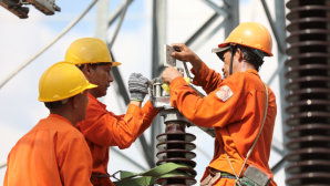 Giá điện giờ cao điểm tăng mạnh từ 1/6, hộ gia đình có bị tính giá cao?