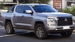 Mitsubishi Triton giảm tới 150 triệu ‘đấu’ Ford Ranger, Toyota Hilux: Bản cao nhất chỉ hơn 770 triệu