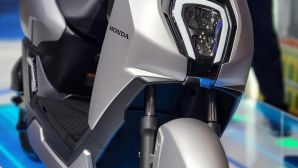 Giá xăng dầu tối nay 28/5: RON 95 ‘đại hạ giá’ cực rẻ lần cuối, Honda bán xe máy chỉ 13,5 triệu đồng