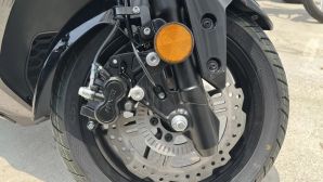 Tin xe hot 2/6: ‘Cơn ác mộng’ của Air Blade chính thức ra mắt, có ABS và TCS như SH mà giá chỉ 46,7 triệu đồng