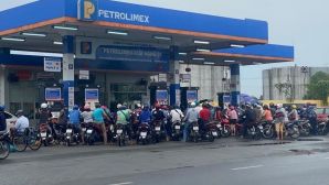 Giá xăng dầu hôm nay 5/6: E10 và RON 92 chạm ‘đáy’ mới, dầu diesel 'rơi' mất 17.914 đồng/lít, giá đầy bình các mẫu xe số