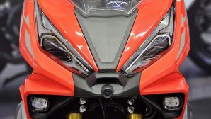 ‘Vua xe ga’ 200cc mới chính thức ra mắt giá 50 triệu đồng: Thiết kế nét hơn Honda Air Blade và Vario