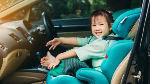Từ 1/7, những loại xe ô tô này không bắt buộc lắp ghế trẻ em theo quy định mới