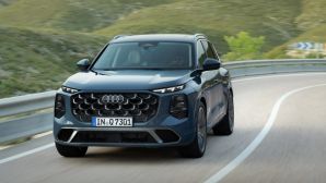 Audi Q7 thế hệ mới trình làng: 'Đe doạ' BMW X5 bằng công nghệ tự tấp vào lề, chủ động gọi cứu hộ khi phát hiện nguy hiểm