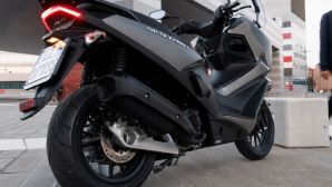 Chính thức ra mắt ‘vua xe ga’ 150cc mới giá 108 triệu đồng: Thiết kế ‘nét’ hơn cả Honda SH, có đủ ABS kênh đôi và TCS