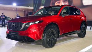 Mazda CX-5 thế hệ mới trình làng: Chuyển sang động cơ 2.5L mild-hybrid, tăng 'sức ép' lên Honda CR-V