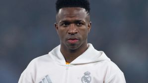 Vinicius Junior sẵn sàng rời Real Madrid theo dạng tự do
