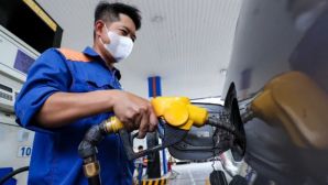 Giá xăng dầu hôm nay 12/6: Dầu thế giới lao dốc, xăng E5, E10 và diesel đồng loạt đổi giá mới