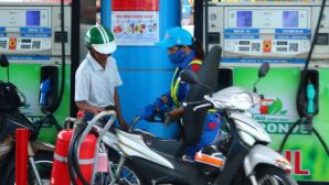 Giá xăng dầu hôm nay 16/6: Giá dầu thô bắt đáy, xăng E5, xăng E10, dầu diesel có cơ hội giảm thêm