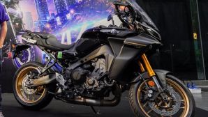 Yamaha tung 'vua đường trường' mới tại Việt Nam: Đèn Matrix LED như xe sang, động cơ CP3 117 mã lực, 'đấu' BMW F 900 XR
