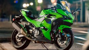 Cao cấp hơn Yamaha Exciter và Honda Winner R, ‘vua côn tay’ mới của Nhật chính thức ra mắt với giá hấp dẫn