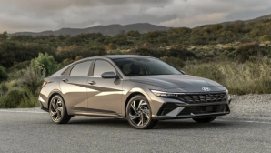 Hyundai Elantra thế hệ mới sắp ra mắt: Thiết kế lột xác, công nghệ hybrid, ‘đấu’  Mazda3 và Civic