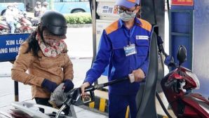 Giá xăng dầu hôm nay 24/6: E10 rẻ chưa từng có, RON 92 giảm sâu về mốc 20.000 đồng/lít, bảng giá đầy bình ô tô Honda