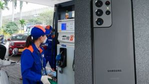 Bảng giá xăng dầu tối 29/6: Dâu diesel giảm 50% từ đỉnh, xăng E5, E10 vẫn rẻ, Galaxy S21 Ultra rẻ như cỏ