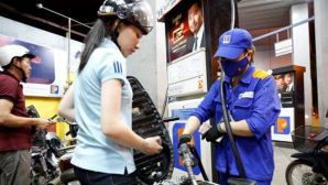 Giá xăng dầu chiều 30/6: Dầu diesel giảm hơn 22.000 đồng/lít, RON 92 và E10 rẻ hiếm có, giá lăn bánh Mitsubishi Xforce