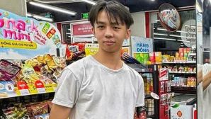 Hiện trường nam sinh để lại xe máy trên cầu rồi mất liên lạc ở TPHCM, gia đình tiết lộ diễn biến