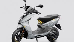Tin xe trưa 2/7: ‘Kẻ thay thế Honda Vision’ chính thức ra mắt, thiết kế ‘nét’ hơn SH Mode, giá chỉ 37 triệu đồng