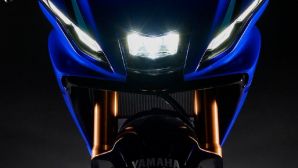 Yamaha chính thức ra mắt ‘vua côn tay’ mới 'đàn anh' Exciter 155: Phân khúc trên Honda Winner R, giá mềm