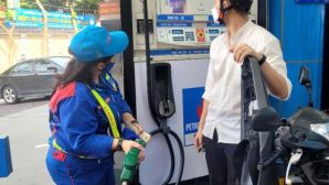 Giá xăng dầu chiều 14/7: Dầu diesel tụt xuống sát đáy, E10 và RON 92 giảm về mức rẻ hiếm thấy, giá lăn bánh Honda City