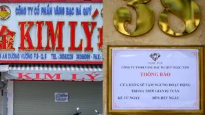 Vụ buôn lậu kim cương ở TP.HCM: Nhiều khách 'đứng ngồi không yên' vì chủ tiệm bất ngờ bị bắt