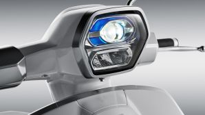 ‘Huyền thoại xe ga’ 175cc ‘Made in Italy’ chính thức ra mắt: Hạ đo ván Honda SH và SH Mode, giá mềm
