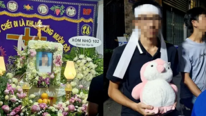 Đám tang vụ nữ sinh mất tích sau tin nhắn 'con chuẩn bị về': Cha kể chi tiết bất thường trên thi thể