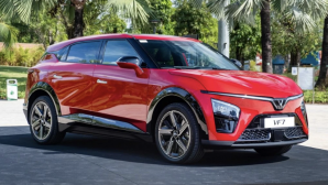 VinFast VF 7 dẫn đầu ‘đường đua’ SUV hạng C, Mazda CX-5 và Ford Territory bám đuổi quyết liệt
