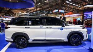 Toyota chính thức ra mắt mẫu MPV 7 chỗ đẹp long lanh giá 440 triệu đồng: ‘Xé vé’ Mitsubishi Xpander