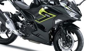 Kawasaki Ninja 400 2027 ra mắt, thêm màu xám mới, giữ giá bán, tiếp tục đối đầu CBR500R và R3