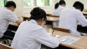 328 thí sinh Chuyên Tuyên Quang đăng ký trường tốp đầu, nguyện vọng sẽ được xử lý thế nào sau khi thi lại?