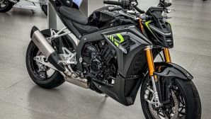 ZXMOTO 820R ra mắt - Nakedbike 3 xi-lanh 130 mã lực, đấu Triumph Street Triple 765 RS và Yamaha MT-09