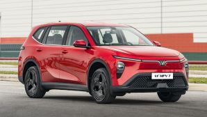 VinFast VF MPV 7 giải bài toán đi dài ngày của gia đình đông người: Rộng rãi, mạnh mẽ, an toàn và tiết kiệm