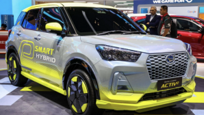 ‘Song trùng’ của Toyota Raize có thêm bản hybrid hầm hố: Màu sơn mới lạ, giá hơn 500 triệu đồng