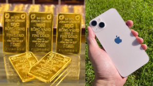 Giá vàng hôm nay tối 16/8 diễn biến bất thường, người mua vẫn lỗ nặng, giá iPhone 13 hạ nhiệt sâu