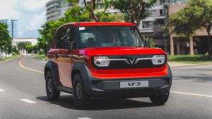 Mệt mỏi vì luồn lách trong phố chật chội, VF 3 thành ‘chân ái’ mới của cư dân đô thị
