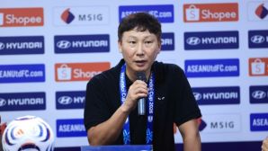 HLV Kim Sang-sik cảnh báo tuyển Việt Nam sau trận thắng Malaysia 2-0