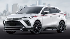 Toyota chính thức ra mắt mẫu SUV 5 chỗ đẹp long lanh giá 722 triệu đồng: Phá giá Mazda CX-5 và CR-V