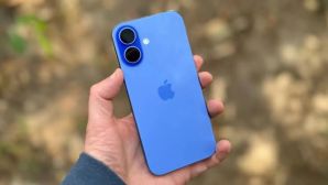 Đây là chiếc iPhone tiêu chuẩn đáng mua nhất tháng 8, trang bị xịn ngang ngửa iPhone 17